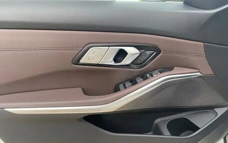 BMW 3 серия, 2022 год, 3 280 000 рублей, 14 фотография