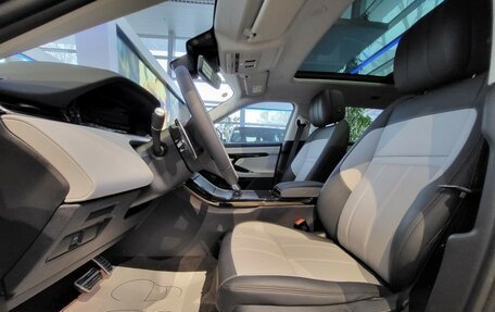 Land Rover Range Rover Evoque II, 2025 год, 7 035 000 рублей, 15 фотография