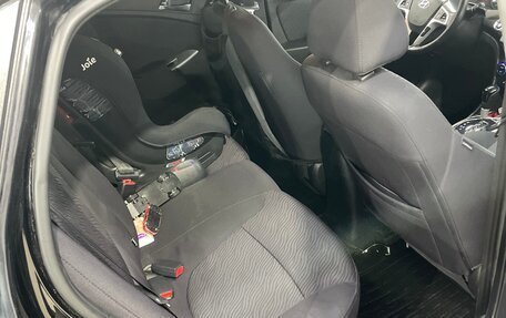 Hyundai Solaris II рестайлинг, 2012 год, 999 000 рублей, 10 фотография