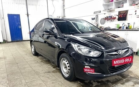 Hyundai Solaris II рестайлинг, 2012 год, 999 000 рублей, 2 фотография
