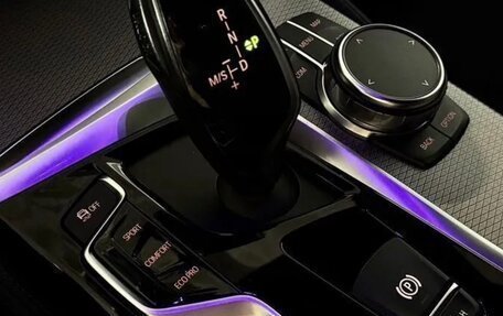 BMW 5 серия, 2018 год, 3 100 000 рублей, 17 фотография