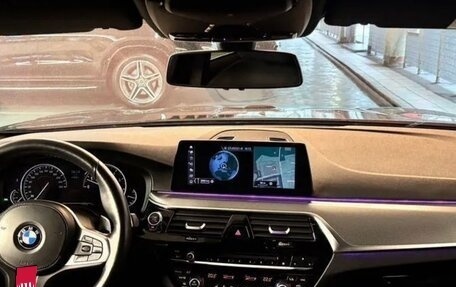 BMW 5 серия, 2018 год, 3 100 000 рублей, 14 фотография