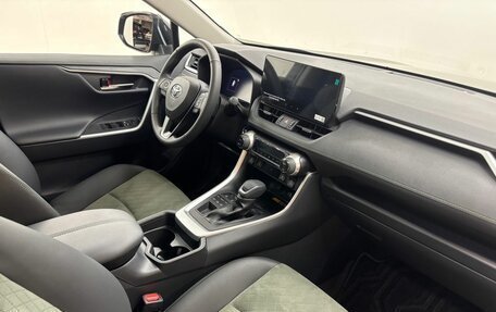 Toyota RAV4, 2025 год, 4 500 000 рублей, 12 фотография