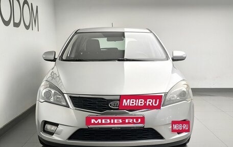 KIA cee'd I рестайлинг, 2010 год, 880 000 рублей, 2 фотография