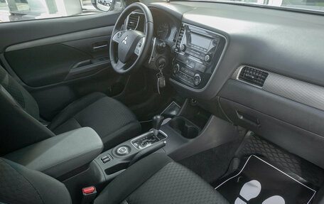 Mitsubishi Outlander III рестайлинг 3, 2012 год, 1 298 000 рублей, 19 фотография