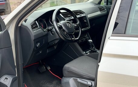 Volkswagen Tiguan II, 2019 год, 2 250 000 рублей, 3 фотография