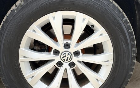 Volkswagen Tiguan II, 2019 год, 2 250 000 рублей, 13 фотография