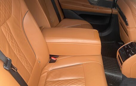 BMW 7 серия, 2018 год, 4 500 000 рублей, 14 фотография