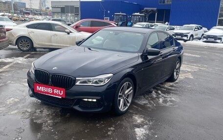 BMW 7 серия, 2018 год, 4 500 000 рублей, 2 фотография