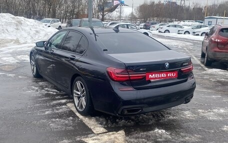 BMW 7 серия, 2018 год, 4 500 000 рублей, 4 фотография