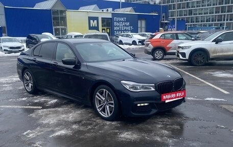 BMW 7 серия, 2018 год, 4 500 000 рублей, 8 фотография