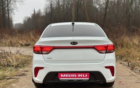 KIA Rio IV, 2018 год, 890 000 рублей, 5 фотография