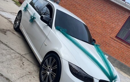 BMW 3 серия, 2011 год, 1 250 000 рублей, 13 фотография