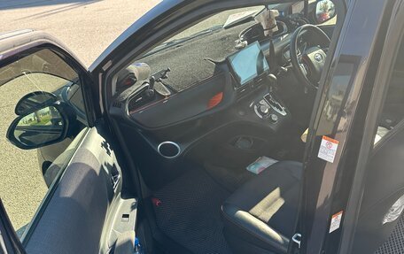 Toyota Sienta II, 2017 год, 1 730 000 рублей, 9 фотография