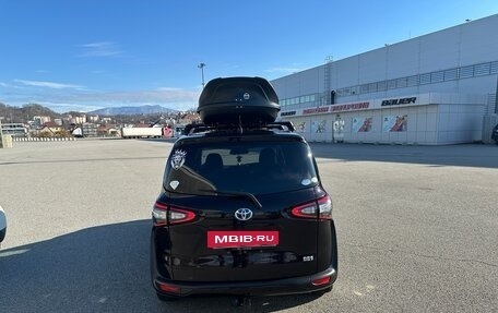 Toyota Sienta II, 2017 год, 1 730 000 рублей, 13 фотография