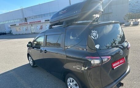 Toyota Sienta II, 2017 год, 1 730 000 рублей, 10 фотография