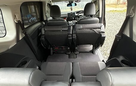 Toyota Sienta II, 2017 год, 1 730 000 рублей, 22 фотография