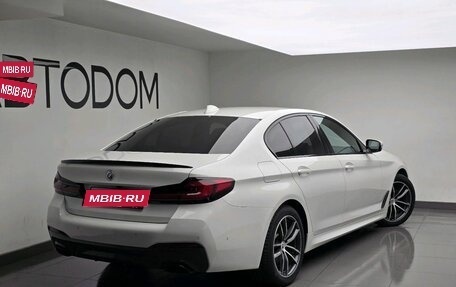 BMW 5 серия, 2023 год, 6 990 000 рублей, 3 фотография