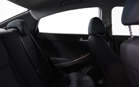 Hyundai Solaris II рестайлинг, 2015 год, 1 049 000 рублей, 13 фотография