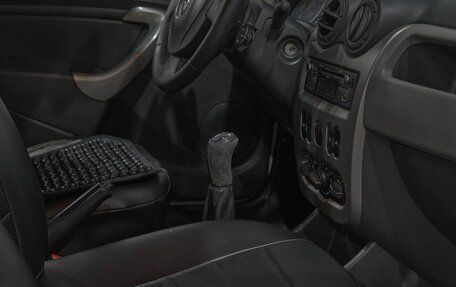 Renault Sandero I, 2012 год, 380 000 рублей, 12 фотография