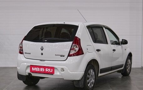 Renault Sandero I, 2012 год, 380 000 рублей, 4 фотография