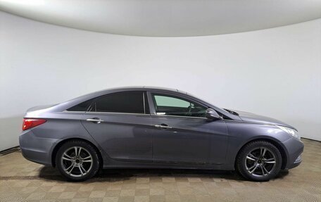 Hyundai Sonata VI, 2011 год, 750 000 рублей, 5 фотография