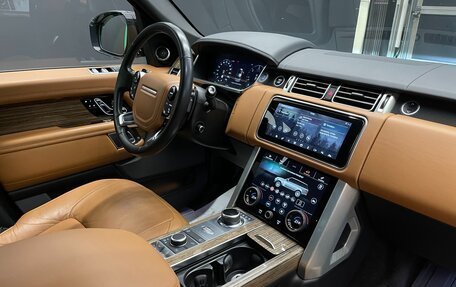 Land Rover Range Rover IV рестайлинг, 2019 год, 7 990 000 рублей, 16 фотография