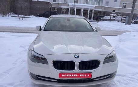 BMW 5 серия, 2010 год, 2 000 000 рублей, 1 фотография