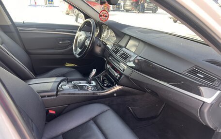 BMW 5 серия, 2010 год, 2 000 000 рублей, 8 фотография