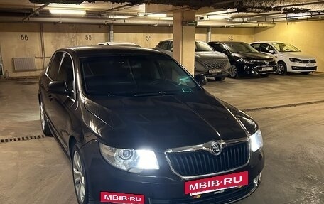 Skoda Superb III рестайлинг, 2011 год, 1 150 000 рублей, 14 фотография