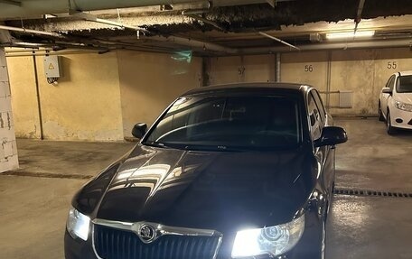 Skoda Superb III рестайлинг, 2011 год, 1 150 000 рублей, 15 фотография