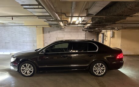 Skoda Superb III рестайлинг, 2011 год, 1 150 000 рублей, 19 фотография