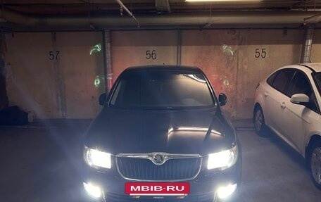 Skoda Superb III рестайлинг, 2011 год, 1 150 000 рублей, 20 фотография