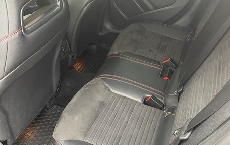 Mercedes-Benz GLA, 2015 год, 1 800 000 рублей, 11 фотография