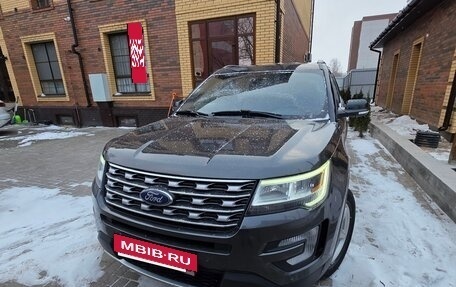 Ford Explorer VI, 2018 год, 2 890 000 рублей, 3 фотография
