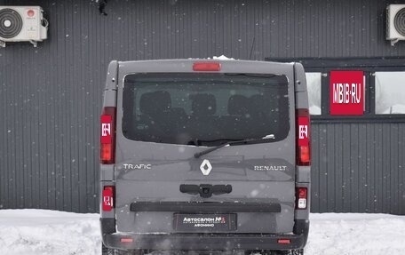 Renault Trafic, 2016 год, 2 099 999 рублей, 6 фотография