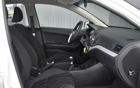 KIA Picanto II, 2011 год, 619 888 рублей, 20 фотография