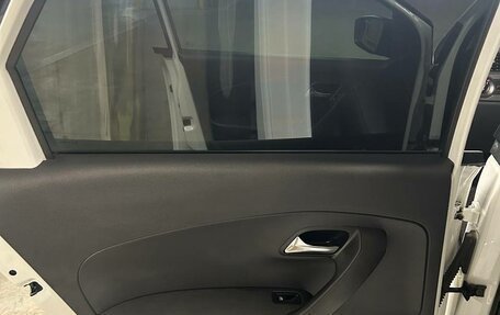 Volkswagen Polo VI (EU Market), 2015 год, 855 000 рублей, 4 фотография