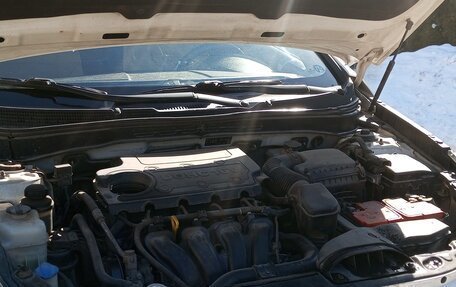 Hyundai Sonata VI, 2010 год, 860 000 рублей, 6 фотография