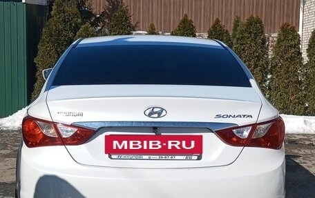 Hyundai Sonata VI, 2010 год, 860 000 рублей, 2 фотография