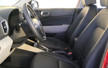 Hyundai Venue I, 2021 год, 2 199 000 рублей, 8 фотография