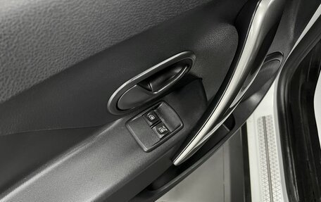 Renault Sandero II рестайлинг, 2017 год, 1 075 000 рублей, 21 фотография