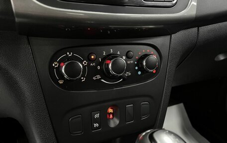 Renault Sandero II рестайлинг, 2017 год, 1 075 000 рублей, 17 фотография