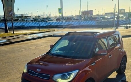 KIA Soul II рестайлинг, 2018 год, 1 800 000 рублей, 2 фотография