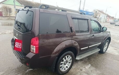 Nissan Pathfinder, 2011 год, 1 680 000 рублей, 5 фотография