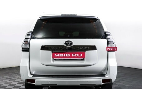 Toyota Land Cruiser Prado 150 рестайлинг 2, 2020 год, 6 099 000 рублей, 6 фотография