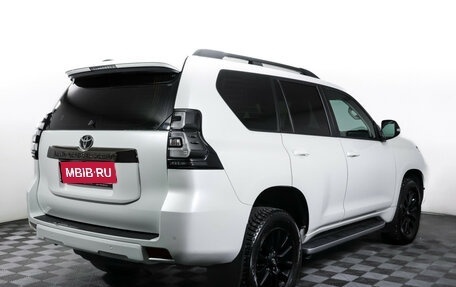 Toyota Land Cruiser Prado 150 рестайлинг 2, 2020 год, 6 099 000 рублей, 5 фотография