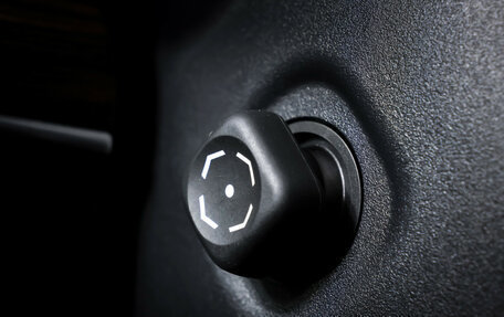 Toyota Land Cruiser Prado 150 рестайлинг 2, 2020 год, 6 099 000 рублей, 22 фотография