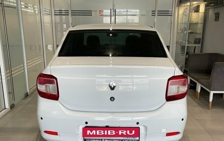 Renault Logan II, 2018 год, 625 000 рублей, 3 фотография