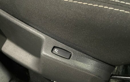 Renault Logan II, 2018 год, 625 000 рублей, 13 фотография